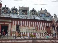 Hindu-temple-along-the-Gang