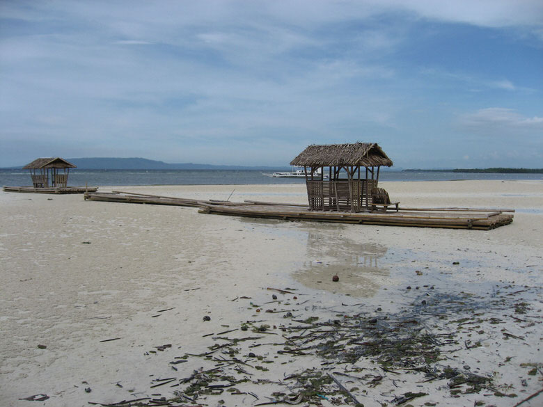The beaches of the northern part of Panglao island